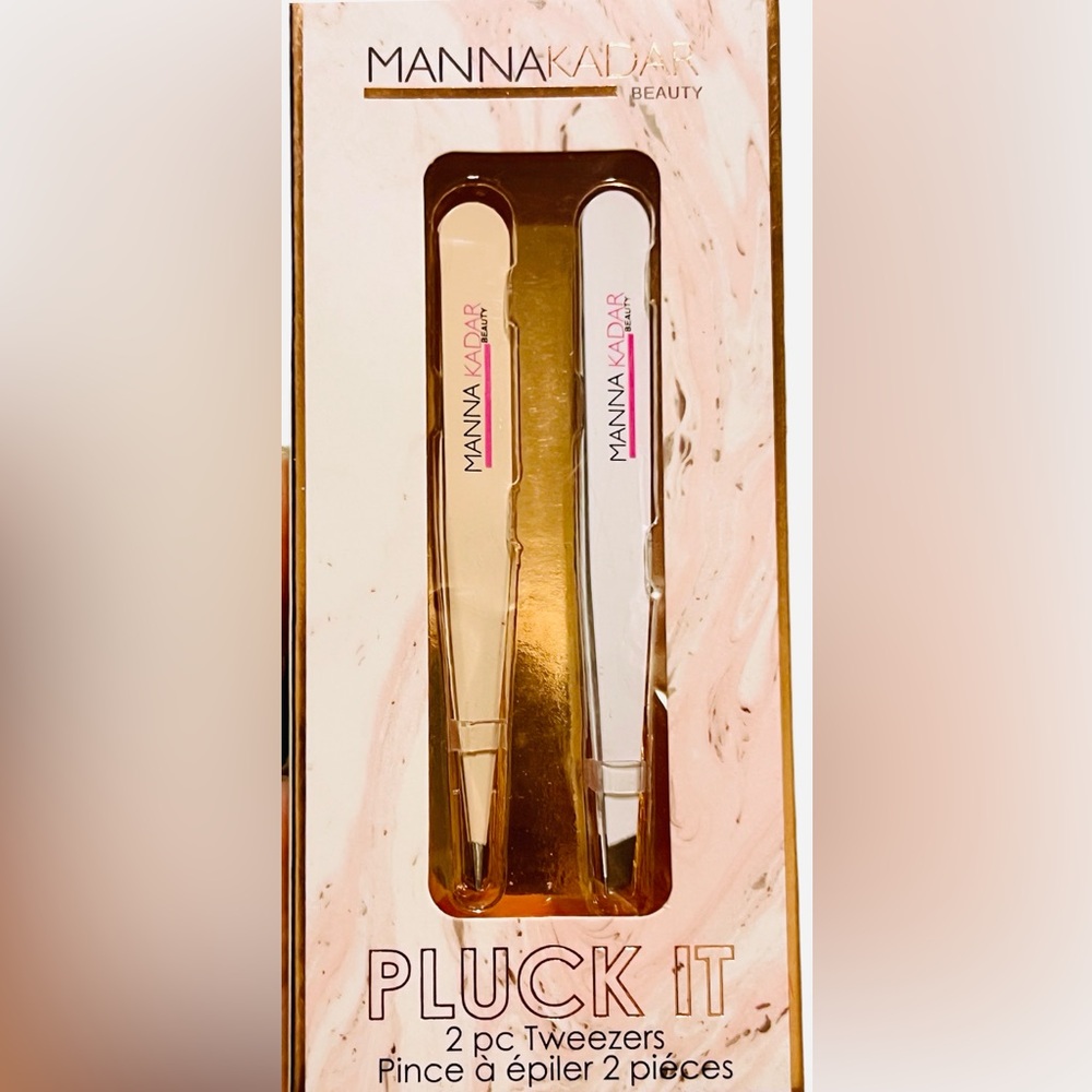 Mannakadar Beauty Pluck It Tweezers